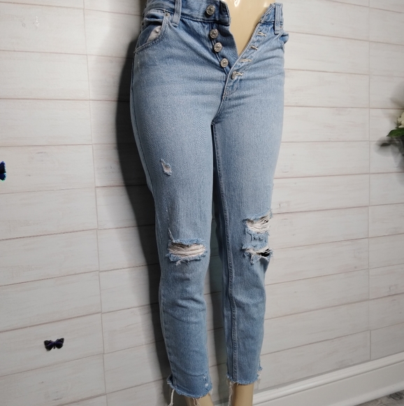 Free People High Rise Distressed jeans - Picture 2 of 12